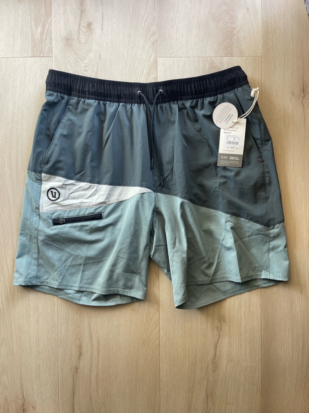 Vuori Two-Tone Teal Athletic Shorts with Black Waistband